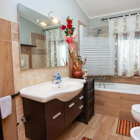 Casa Vacanza Apartment La Caletta